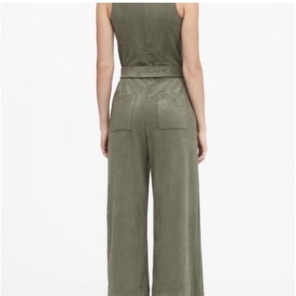 Banana Republic Sage Green Vegan Suede Jumpsuit Size 6 - Picture 2 of 16